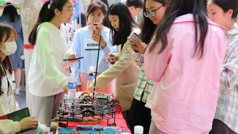 知识图谱：构建企业智能决策的桥梁